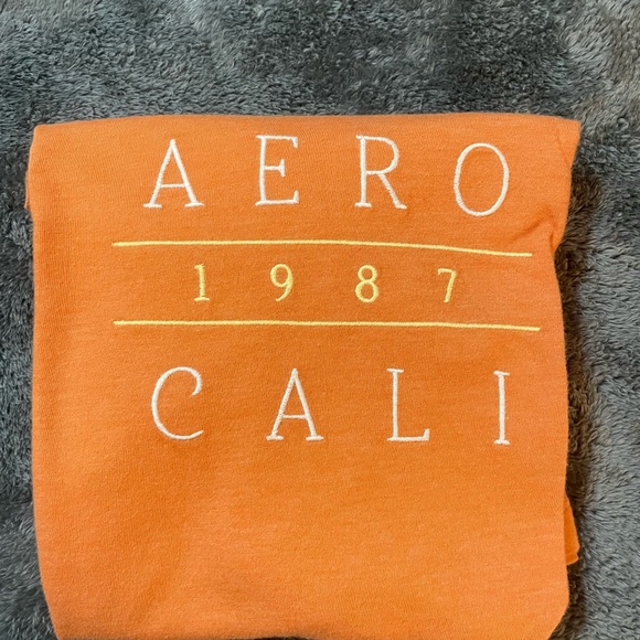 NWOT - Picture 2 of 3